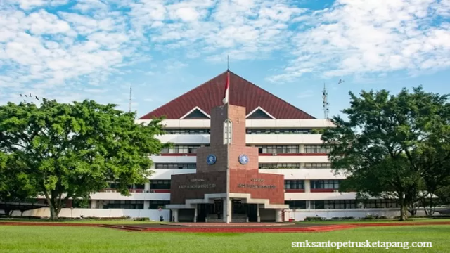 Rekomendasi 5 Universitas Terbaik Di Bogor